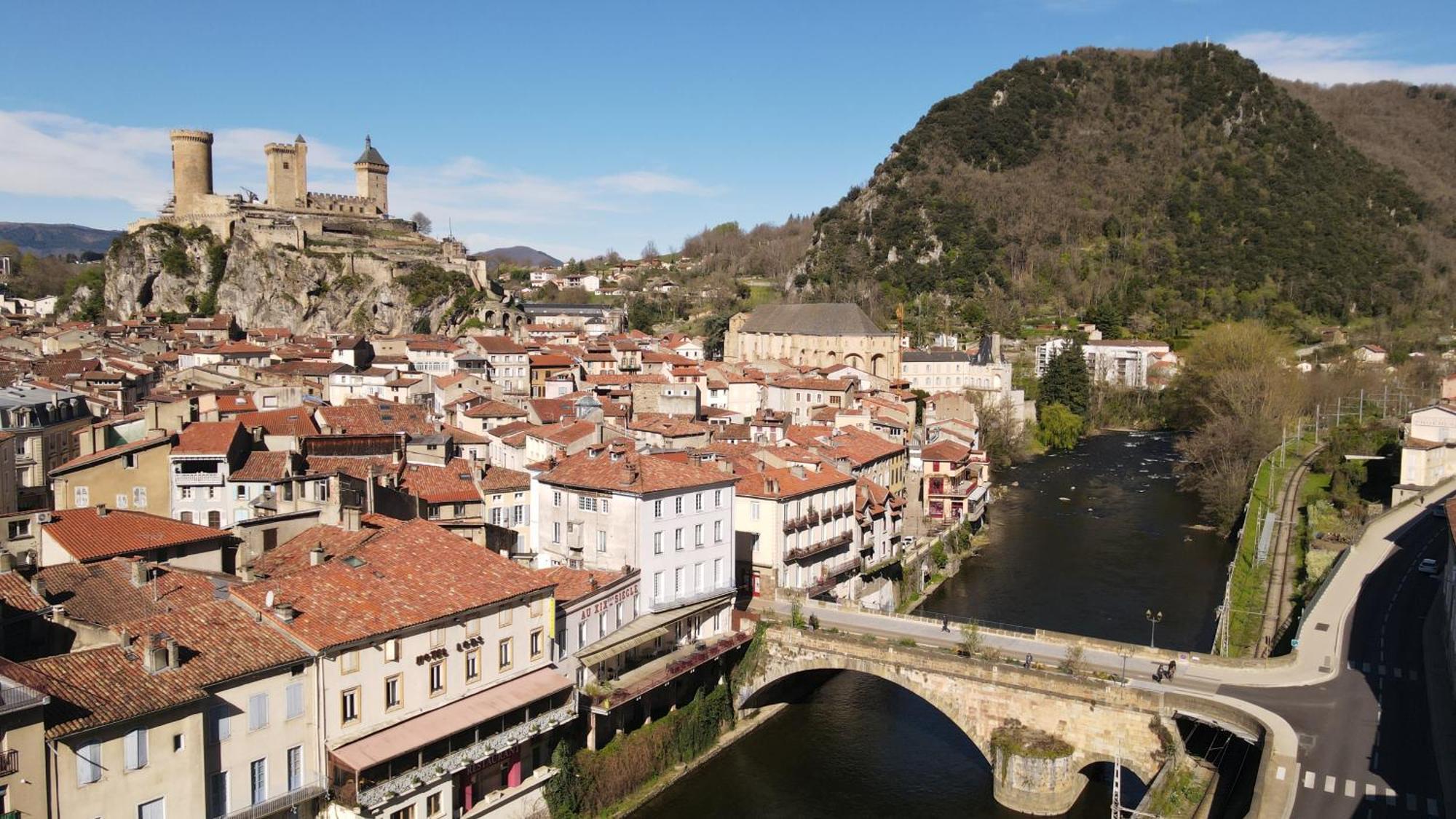 Hotel Le Lons Foix Kültér fotó